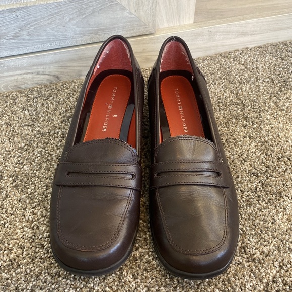 Tommy Hilfiger Brown Leather Penny Loafers 7 - Picture 1 of 11